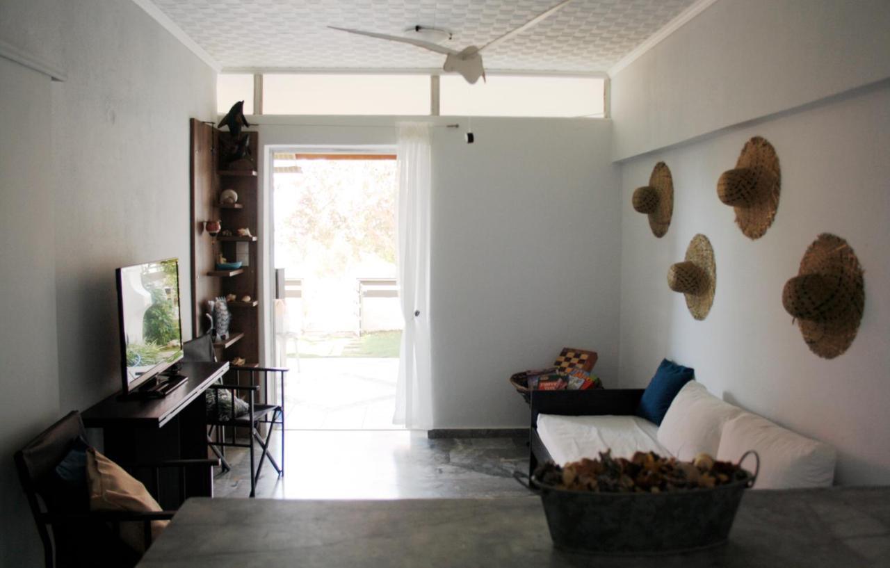 Beachfront Garden Apartment- Atlas Complex Loutraki  Ngoại thất bức ảnh